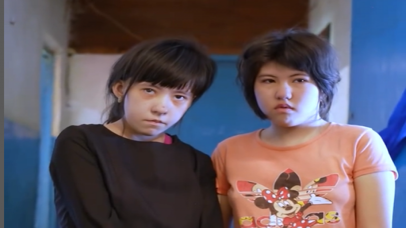 В одном доме живут трое особенных детей…